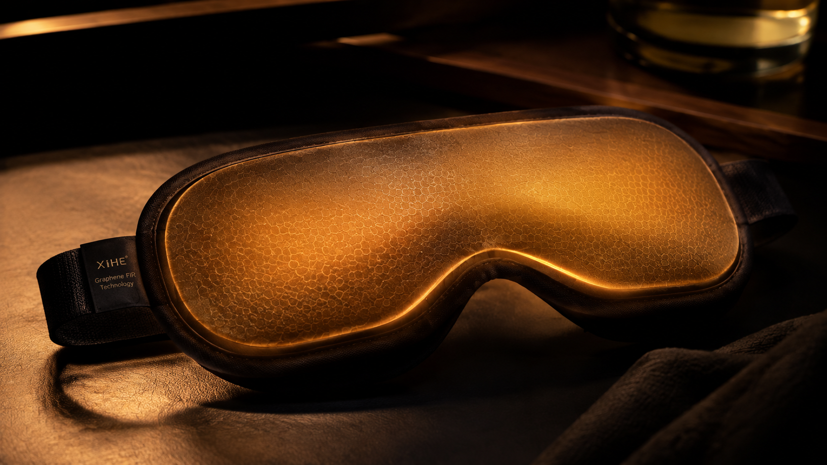 XIHE graphene heated eye mask product example
